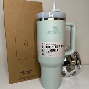 Stanley Quencher H2.0 Tumbler - Mint Green